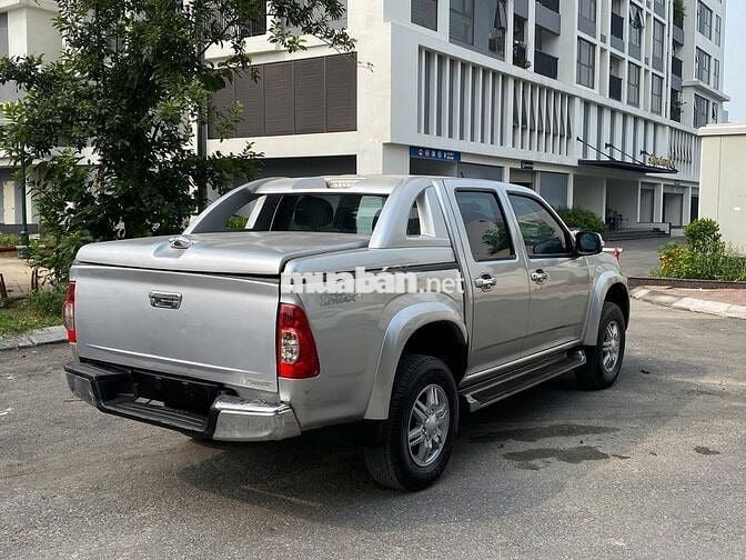 Isuzu Dmax 2011 LS 3.0 4x4 MT - 160000 km