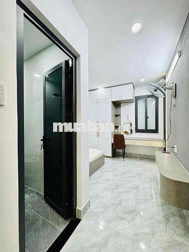 Cần bán gấp nhà đường Bà Hạt, P.8, Quận 10. Giá 5,35Tỷ/ DT 4m x 11m.