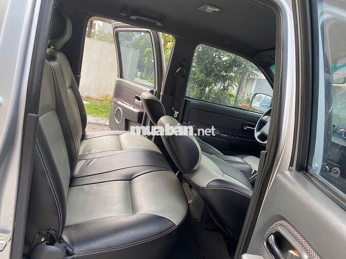 Isuzu Dmax 2011 LS 3.0 4x4 MT - 160000 km