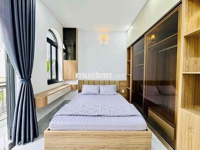 Cần bán gấp nhà đường Bà Hạt, P.8, Quận 10. Giá 5,35Tỷ/ DT 4m x 11m.