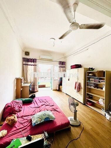 PHÒNG CHÍNH CHỦ -FULL NT -BANCON - 40M2 - FULL NT - D1- GẦN HÀNG XANH