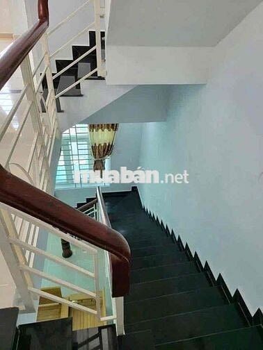 Căn  góc KDC Hiệp Thành 3 , 1 trệt 2 lầu 3pn