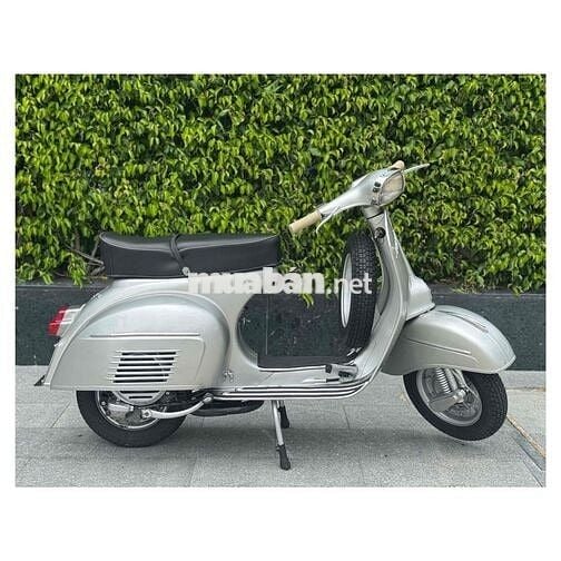 Vespa cổ Sprint 150 dọn mới nguyên con, xe nhập Ý