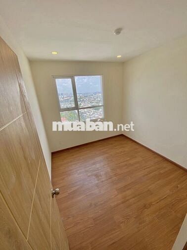 BÁN GẤP CĂN 62M2 2PN 2WC GIÁ 2,19 TỶ BAO THUẾ PHÍ SANG TÊN