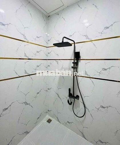 Nhà HXH 1/ Hoàng Việt P4 Tân Bình. DT 49,3m2 Giá 5 tỷ 8, Sổ Riêng,