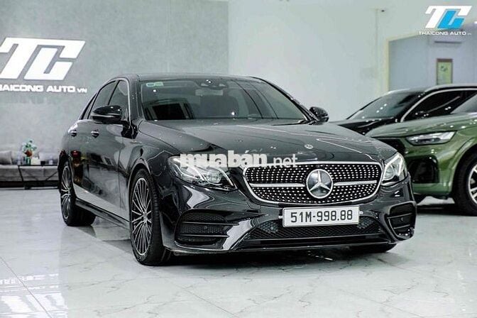 Mercedes E300 AMG sx2019 odo 38k km biển SG 1 chủ