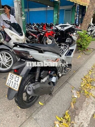 Honda air blade 125 4val 2023 mới 90% Bstp chính c