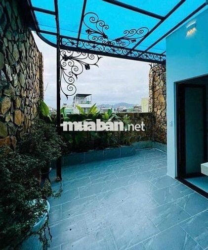 Nhà HXH 1/ Hoàng Việt P4 Tân Bình. DT 49,3m2 Giá 5 tỷ 8, Sổ Riêng,