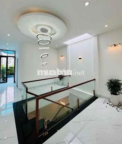 Nhà HXH 1/ Hoàng Việt P4 Tân Bình. DT 49,3m2 Giá 5 tỷ 8, Sổ Riêng,