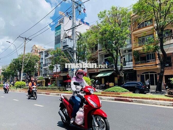 Kề Góc 2MT Bàu Cát Đôi , Tân Bình - 8x20 - 4 Tầng - Giá 89 Triệu