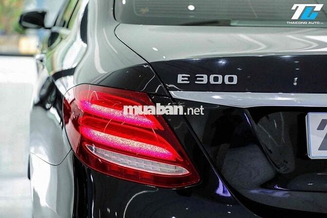 Mercedes E300 AMG sx2019 odo 38k km biển SG 1 chủ