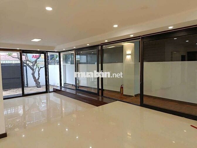 CHO THUÊ NHÀ BIỆT THỰ 10X20 5PN