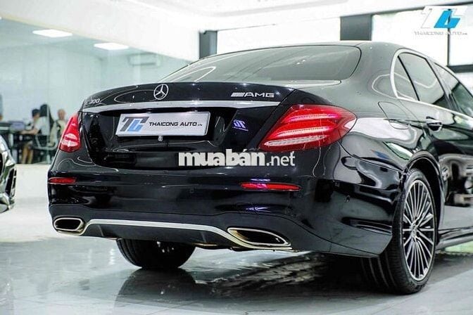 Mercedes E300 AMG sx2019 odo 38k km biển SG 1 chủ