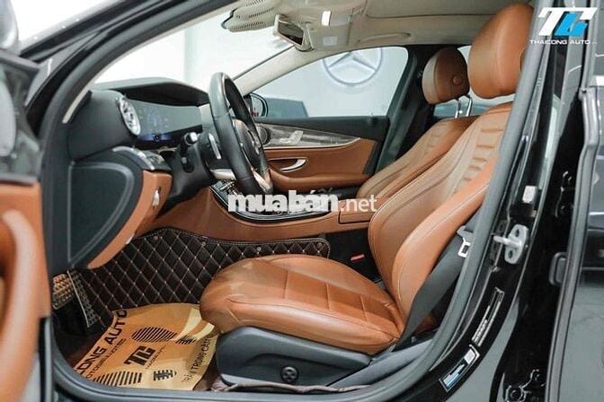 Mercedes E300 AMG sx2019 odo 38k km biển SG 1 chủ