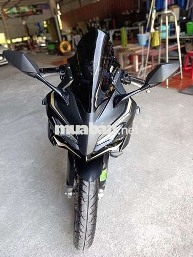 CBR150 Đen tem vàng đồng mới 95%