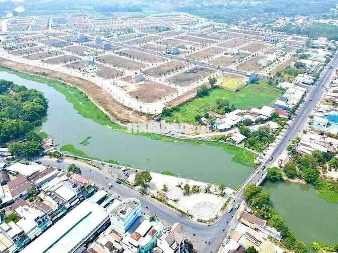 Bán Mega city Bến Cát A38 N16 giá chỉ 1 tỷ bao phí sang tên và 5%