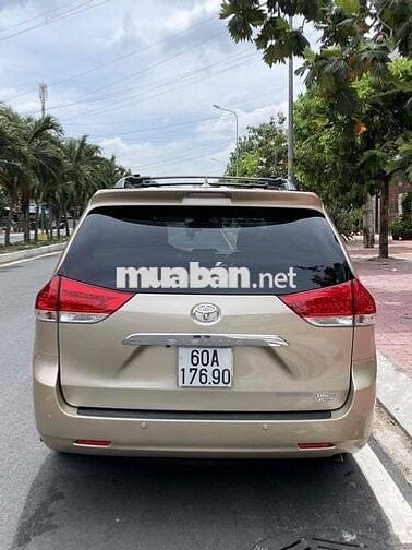 Bán TOYOTA SIENNA SX- 2013 - bản LIMITED 4WD