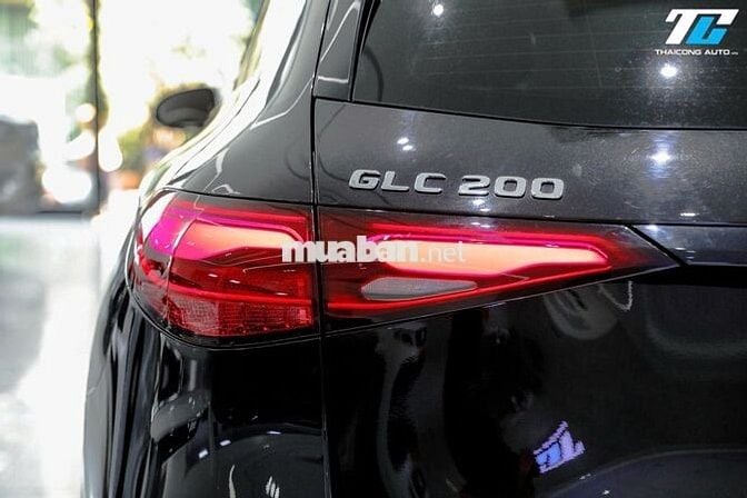 Mercedes-Benz GLC200 4MATIC 2024 đk 2025 - 8000 km