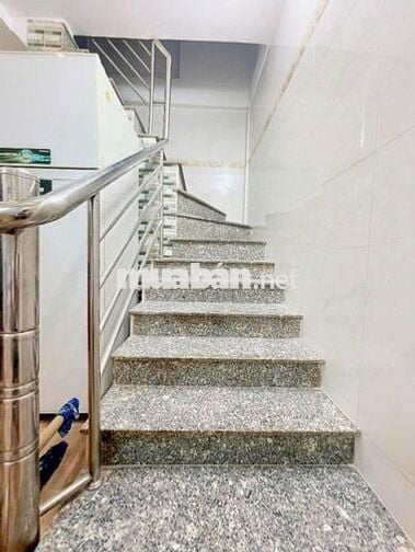 Nhà Nguyên Căn 3PN  Đường Hoàng Diệu, Phường 9, Quận 4