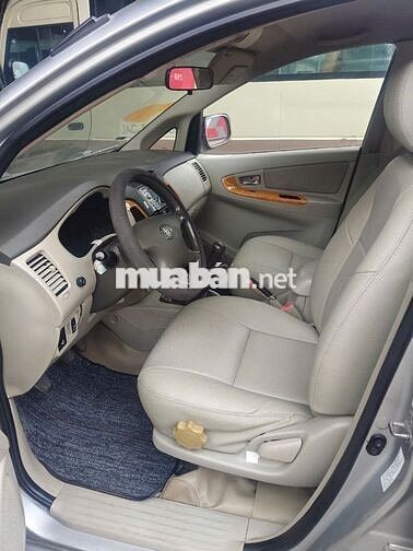 Toyota Innova 2010 G - 500000 km