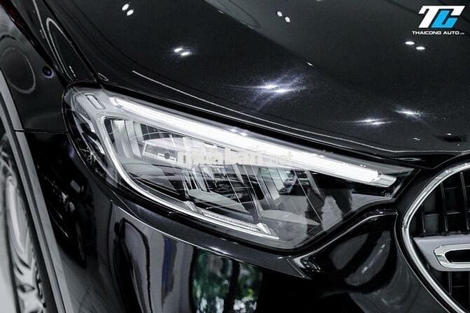 Mercedes-Benz GLC200 4MATIC 2024 đk 2025 - 8000 km