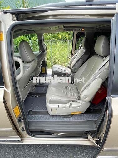 Bán TOYOTA SIENNA SX- 2013 - bản LIMITED 4WD