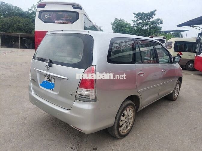 Toyota Innova 2010 G - 500000 km