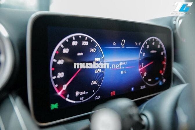 Mercedes-Benz GLC200 4MATIC 2024 đk 2025 - 8000 km
