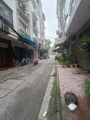 Hồng Hà, phân lô, hàng xóm phố cổ, Ô tô tránh, vỉa hè 2 bên 2.5m