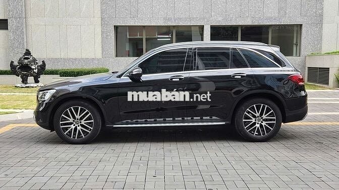 GLC200 4MATIC bản V1 sx 2022