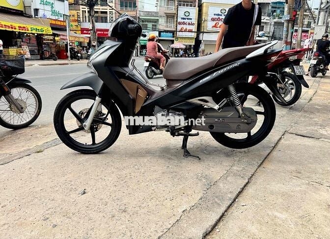 🟢🟢 Future 125 đen nhám 2021 xe đẹp có trả góp