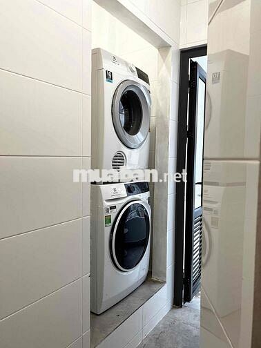 phòng trọ rộng, Q1, có thể ở đến 4 , phòng riêng không phải ở ghép.