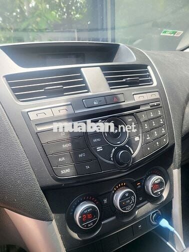 Mazda BT 50 2014 2.2L 4x2 AT - 16000 km