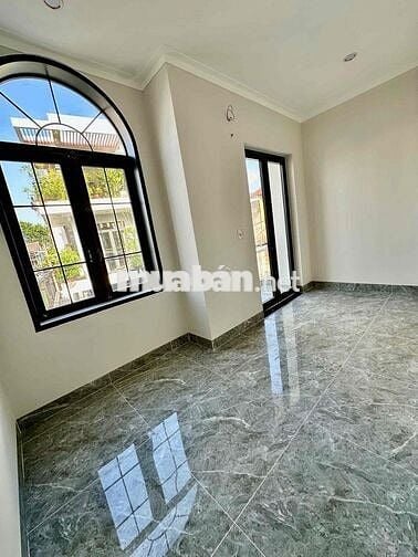 Bán Nhà 01 Trệt 01 Lầu Gần Chợ Phúc Hải ( Sổ Hồng Riêng - Hoàn Công )