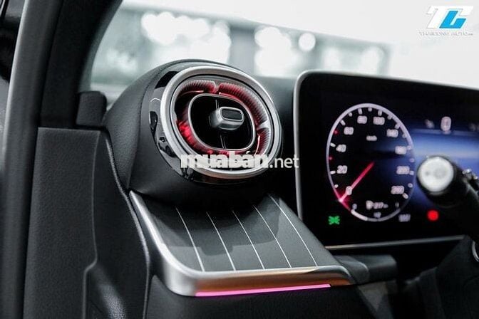 Mercedes-Benz GLC200 4MATIC 2024 đk 2025 - 8000 km