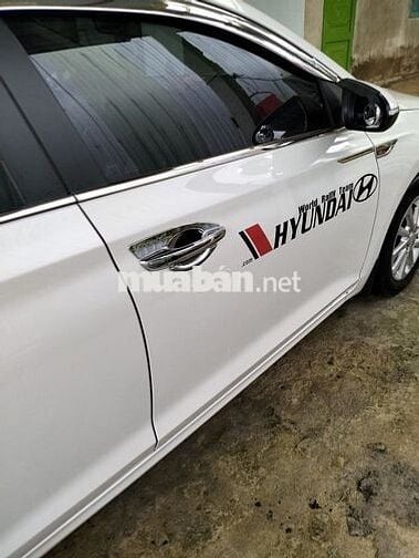 Hyundai Accent 2019 1.4 MT - 79000 km