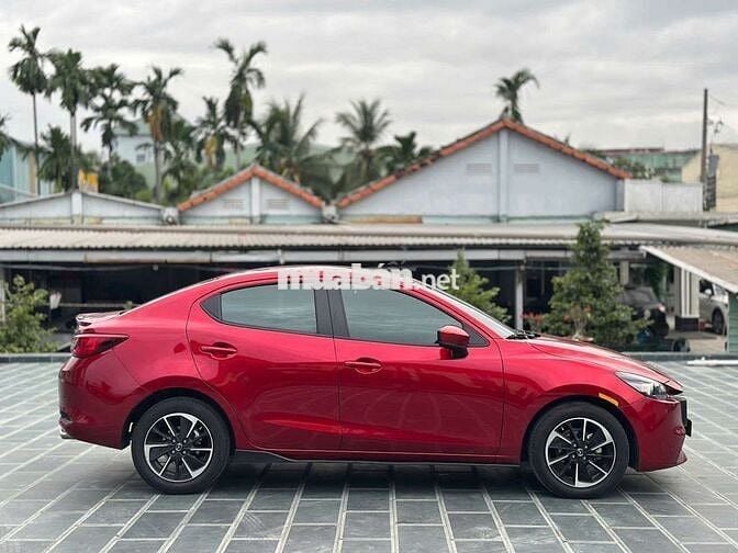 💙💙  Mazda 2 sedan 2024 Luxury - 25000 km