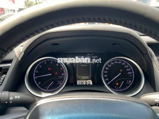 Toyota Camry 2021 2.0g – 65000 km