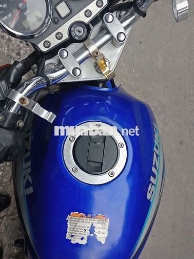 Dư dùng cần bán Suzuki EN150A