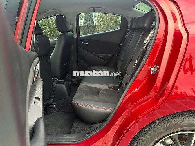 💙💙  Mazda 2 sedan 2024 Luxury - 25000 km