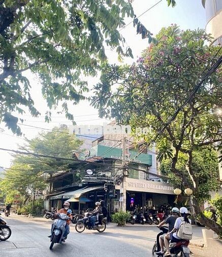 Góc 2 MT Nguyễn Gia Trí - Võ Oanh ngang lớn 8x20 - 2 lầu giá 80 triệu
