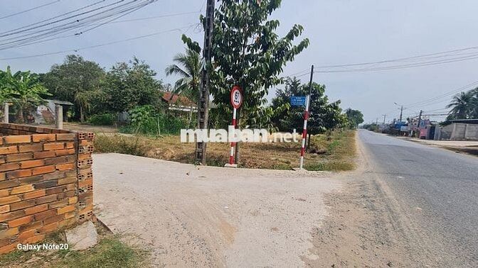 Bán 400m2 đất Lộc Giang, full thổ cư, cách chợ Lộc Giang 700m