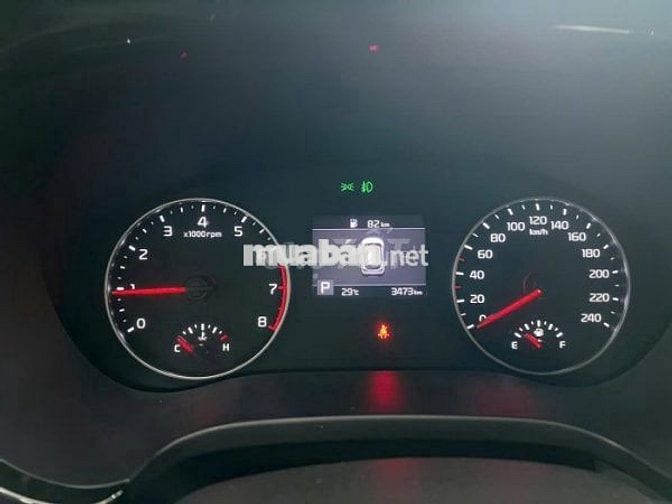 Kia Seltos 1.6 AT Luxury 2023 – 3400km