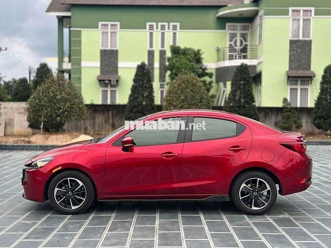 💙💙  Mazda 2 sedan 2024 Luxury - 25000 km