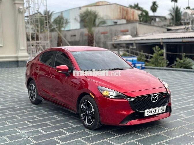 💙💙  Mazda 2 sedan 2024 Luxury - 25000 km
