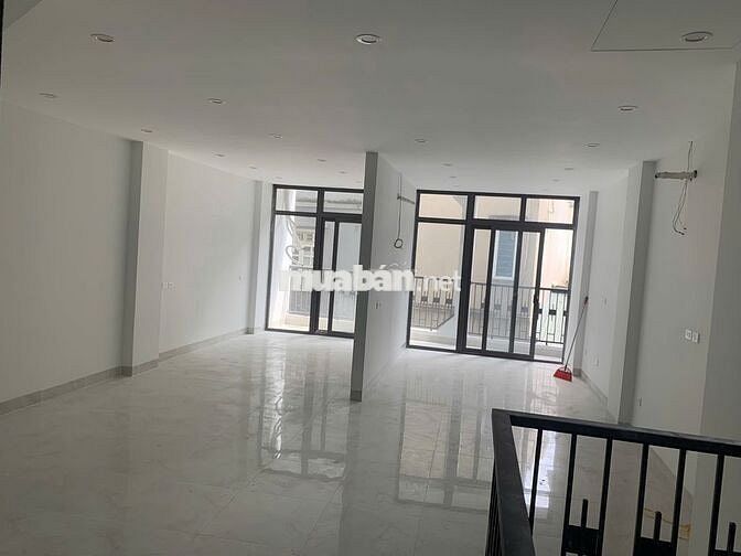 CHO THUÊ 2 SÀN (MỖI SÀN 90M2) KHU VỰC PHƯƠNG LIỆT, THANH XUÂN, HÀ NỘI