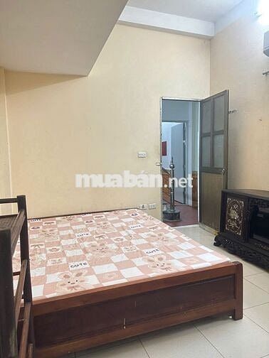 Ngõ 162 khương đình và Nguyễn Trãi giá 2,5tr -3tr đến 4,7tr