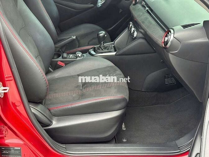 💙💙  Mazda 2 sedan 2024 Luxury - 25000 km