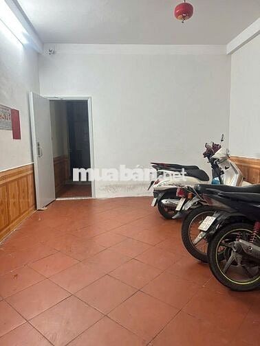 Ngõ 162 khương đình và Nguyễn Trãi giá 2,5tr -3tr đến 4,7tr