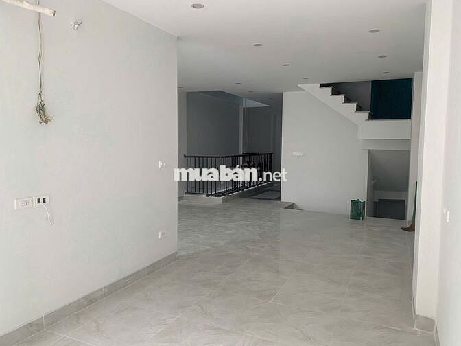 CHO THUÊ 2 SÀN (MỖI SÀN 90M2) KHU VỰC PHƯƠNG LIỆT, THANH XUÂN, HÀ NỘI